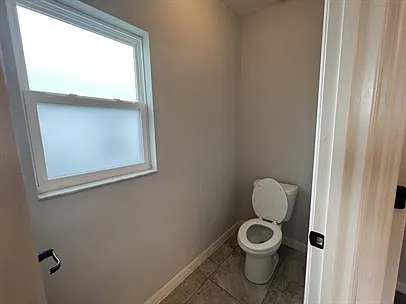 1631 Town Park Ct — Photo 15