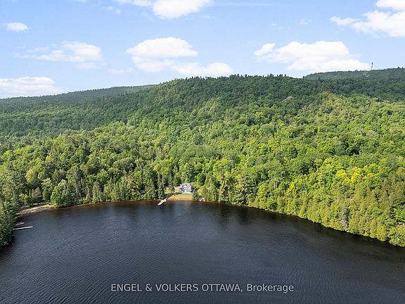 4th image of 541 Morglan Ln