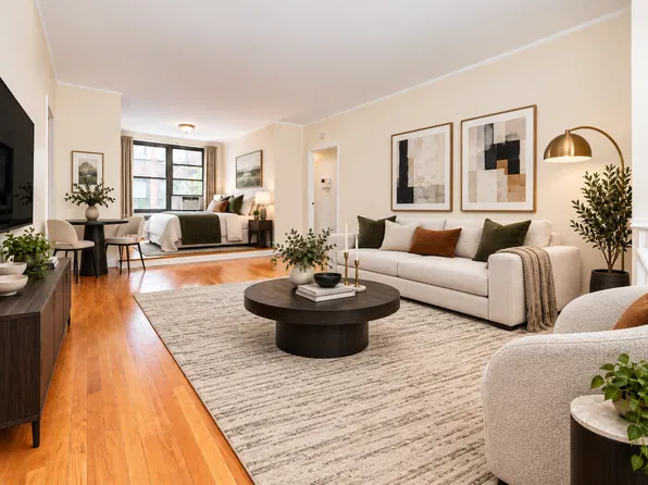 124 East 24th Street image 1 of 4