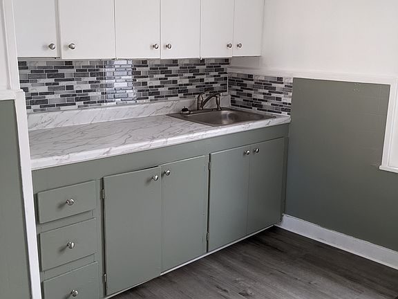 2nd image of 234-236 Lake St #3