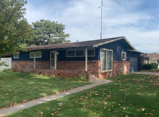 2924 Quivira Ave, Great Bend, KS 67530