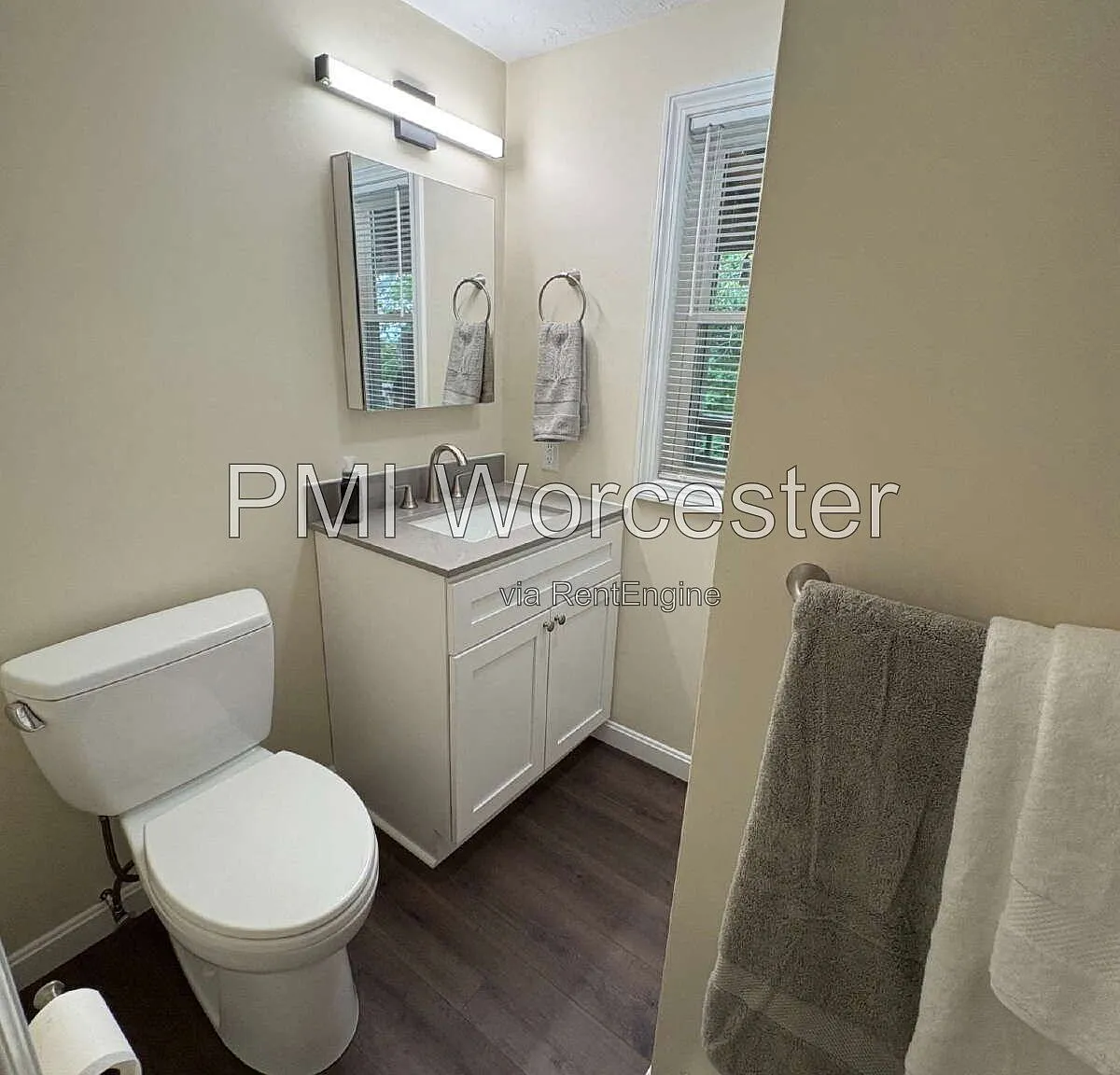 Studio, 1.0 bath, $1,300 — Photo 4