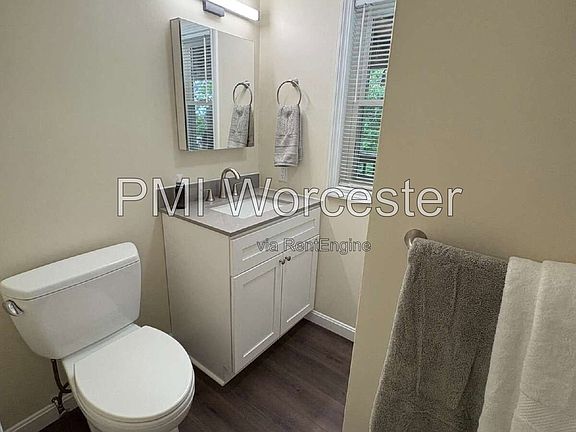 4th image of 5 Ludlow St