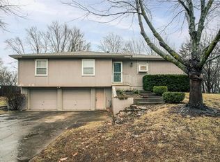503 S Harrison Ave, Raymore, MO 64083