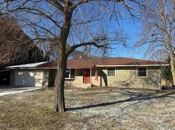 3325 Colby Ln, Janesville, WI 53546