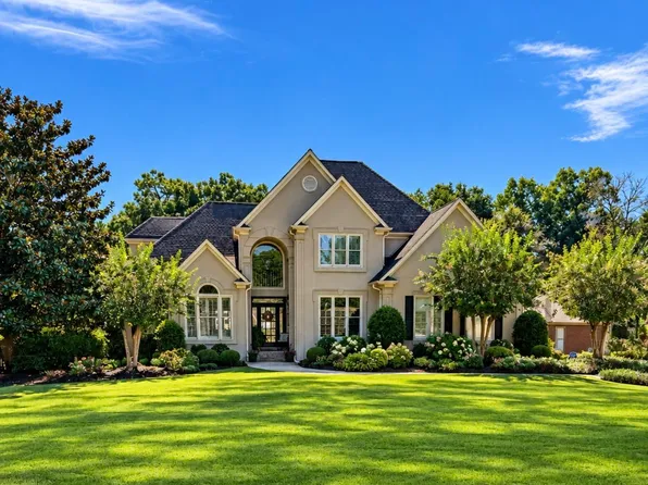 4209 Bellflower Cir, Gardendale, AL 35071