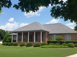 100 William D Evans Ct, Kathleen, GA 31047