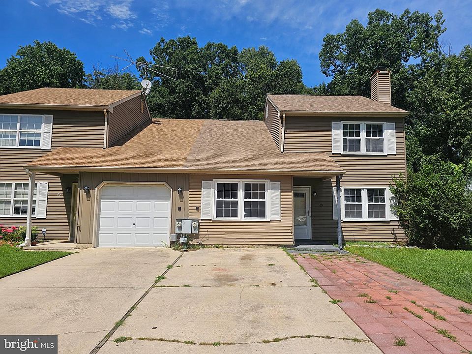 1st image of 30 Lanford Rd