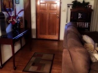 9519 Hipkins Rd SW, Lakewood, WA 98498