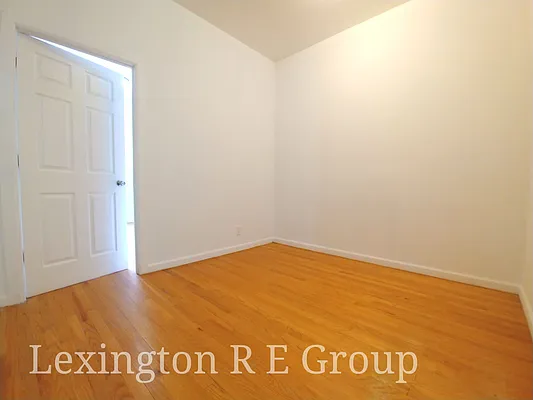 Rented by Lexington Real Estate Group | media 49