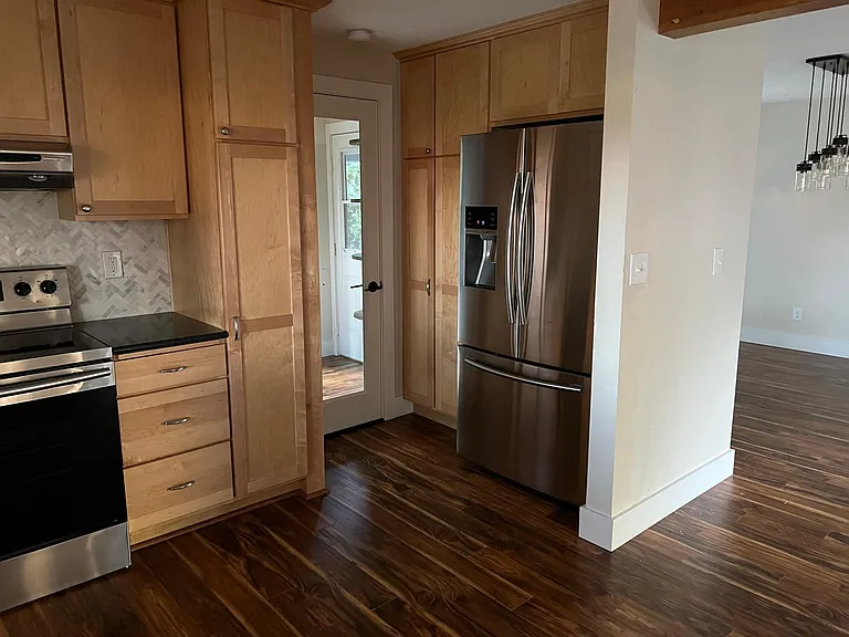 1001 SE 128th Ave — Photo 9