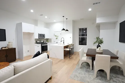 629 N Tyler St #102 Photo 1