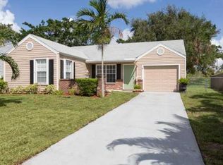 5562 Pebble Brook Ln, Boynton Beach, FL 33472