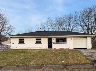 3232 Elm Hill Dr NW, Warren, OH 44485