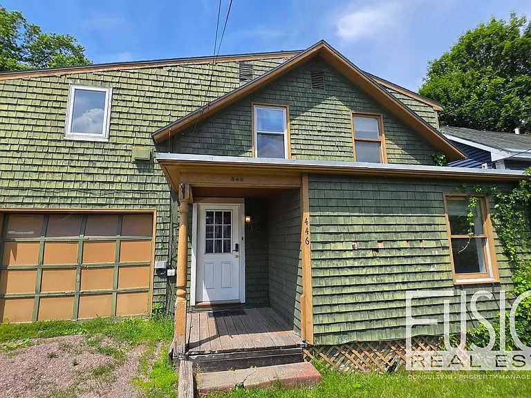 446 Colchester Ave — Photo 37