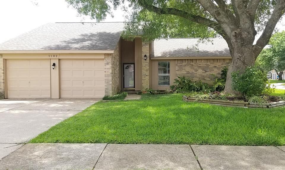 1st image of 1102 Canyon Springs Dr