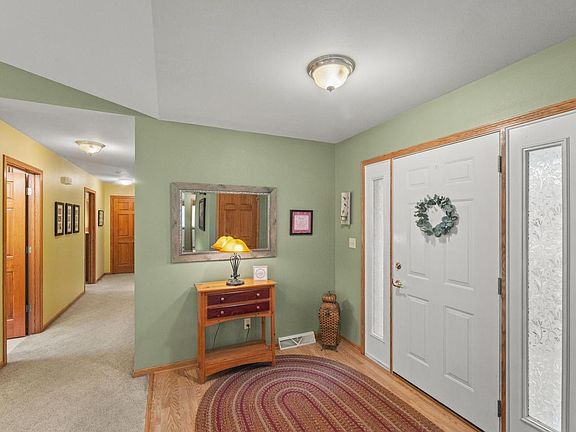 2nd image of 506 E Rossman STREET