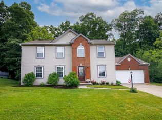 28 Lochness Ln, Pataskala, OH 43062