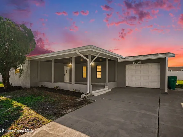 1705 Dodge Cir S, Melbourne, FL 32935