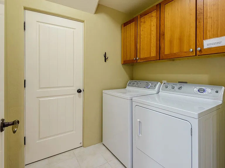 Laundry Room Cabinet