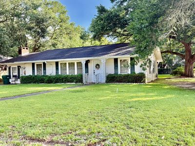 4425 Oak Ave, Moss Point, MS, 39563