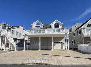 41 79th St #E, Sea Isle City, NJ 08243