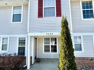 7033 S Cannon Place Dr, Rockford, MI 49341