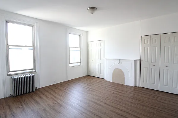 Rented by True Real Estate Group | media 8