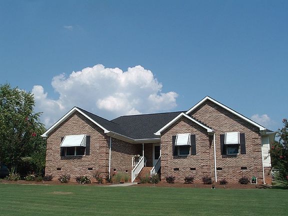 5th image of 419 Peaceful Creek Dr