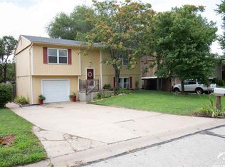 2605 Bonanza St, Lawrence, KS 66046