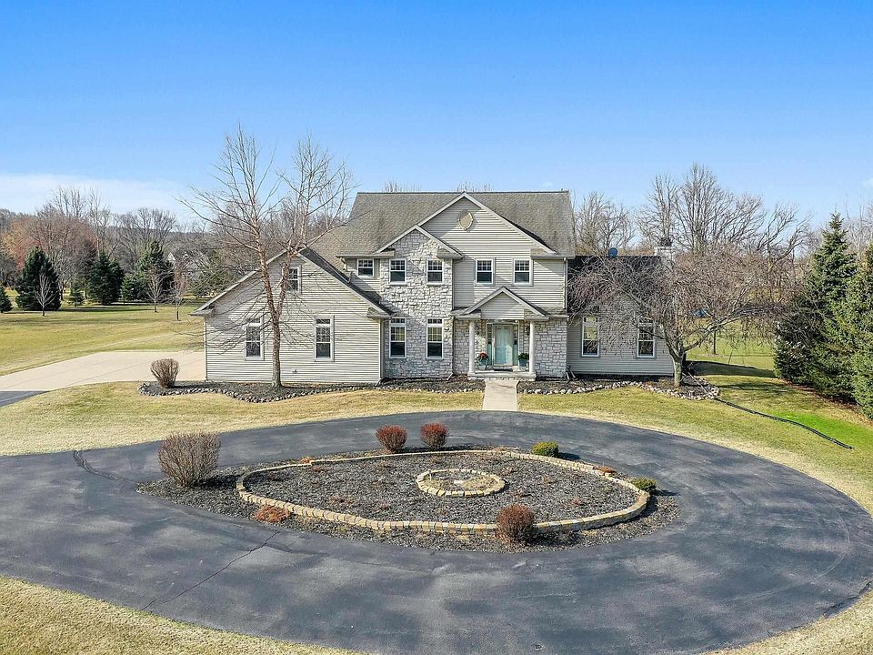 1st image of 1936 Kettle Creek Dr