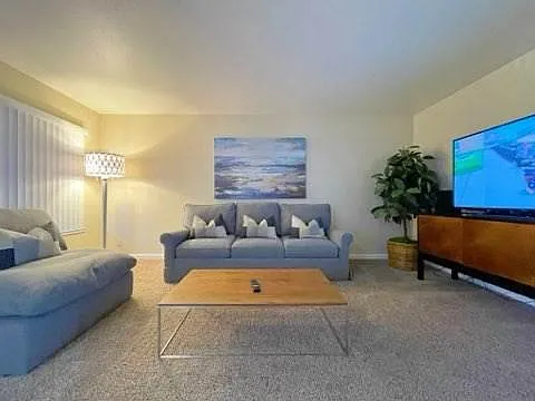 Woodside Palms — Photo 11