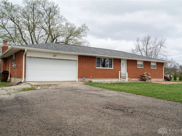 9130 S Palmer Rd, New Carlisle, OH 45344