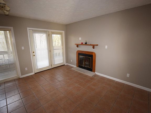 4th image of 9187 S Pointe Retreat Dr