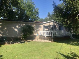 2323 Oakcliff Rd, West Terre Haute, IN 47885