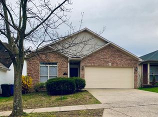 740 Rambling Creek Dr, Lexington, KY 40509