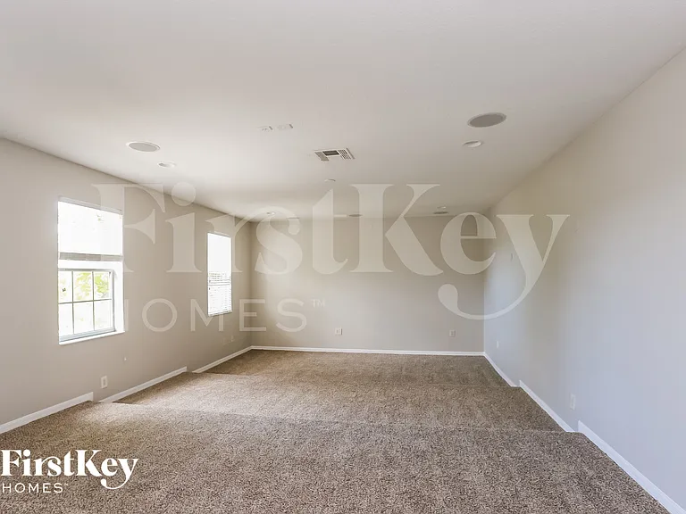 2520 Yukon Cliff Dr — Photo 6