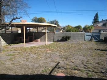 5th image of 779 Bunker Hill Dr