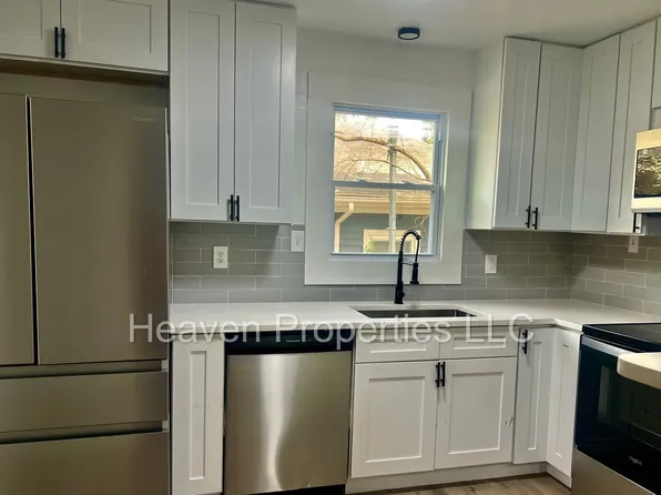 2531 Crispin Ave, Charlotte, NC 28208