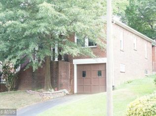 32 N Oakland St, Arlington, VA 22203