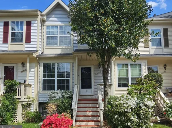 14123 Autumn Cir, Centreville, VA 20121