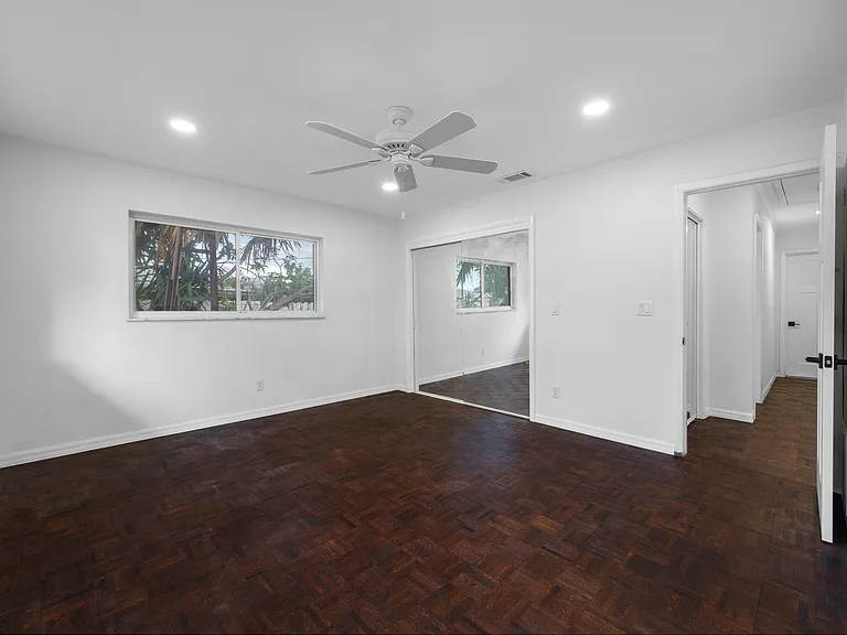 1764 Linwood Cir — Photo 25