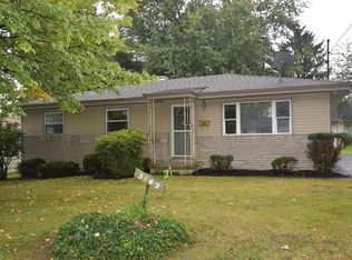 3149 Sunnybrooke Dr, Youngstown, OH