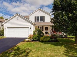 245 Crystal Petal Dr, Delaware, OH