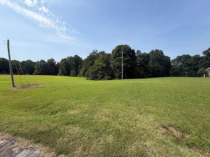 1st image of 7995 Bowling Green Rd