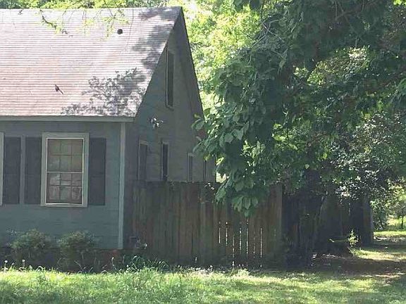 3rd image of 1243 Fairview Ave