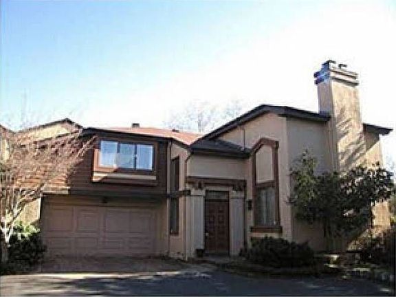 88 SAYRE DR