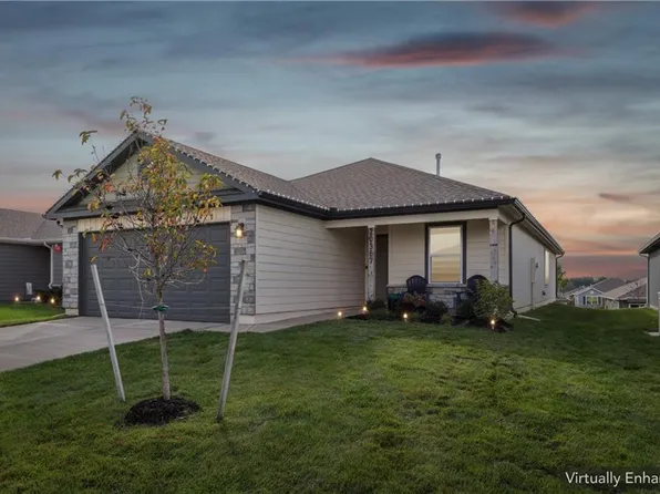 20367 W 193rd Ter, Spring Hill, KS 66083