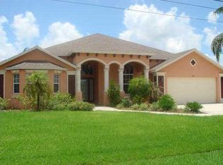 802 NW Treemont Port St, Lucie, FL --
