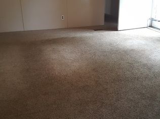 5200 Royal Ridge Rd, Oklahoma City, OK 73135